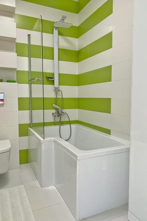 Capital Towers - Apartament Pop-Art Z Widokiem Na Rzeke Rzeszów Eksteriør billede