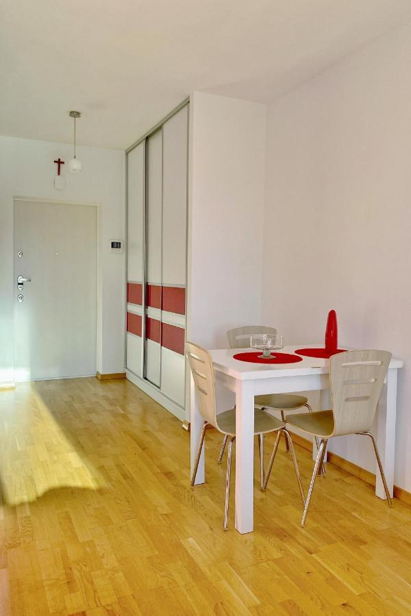 Capital Towers - Apartament Pop-Art Z Widokiem Na Rzeke Rzeszów Eksteriør billede